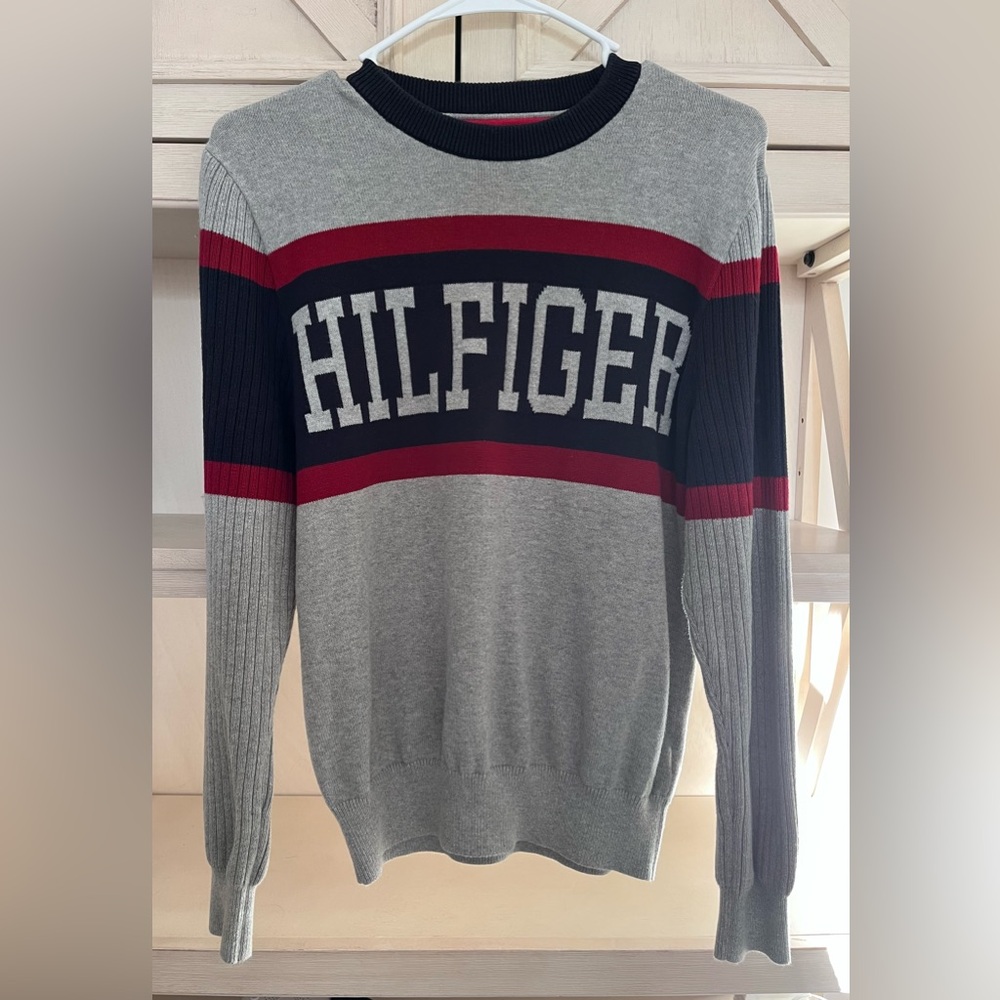 Tommy Hilfiger Gray and Red Women's Sweater